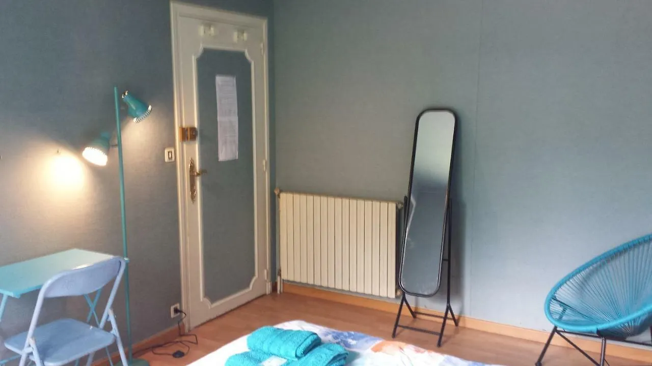 Le Curieux De Conques Bed & Breakfast Saint-Cyprien-sur-Dourdou